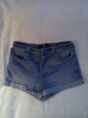 HOLLISTER SZ 15 / w32  x 3" ULTRA HIGH-RISE MOM SHORT VINTAGE STRETCH FRAYED HEM